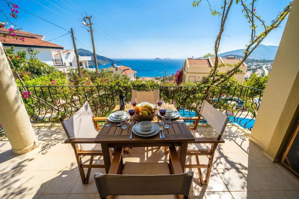 Azure Apartment With Sea View In Kalkan Luaran gambar