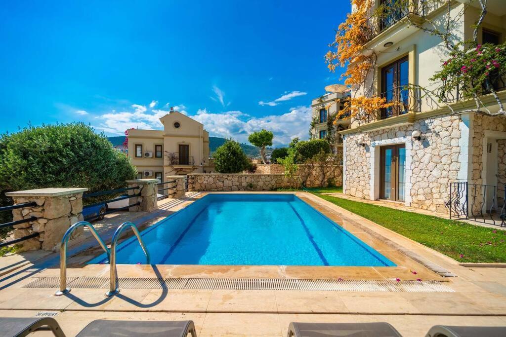 Azure Apartment With Sea View In Kalkan Luaran gambar