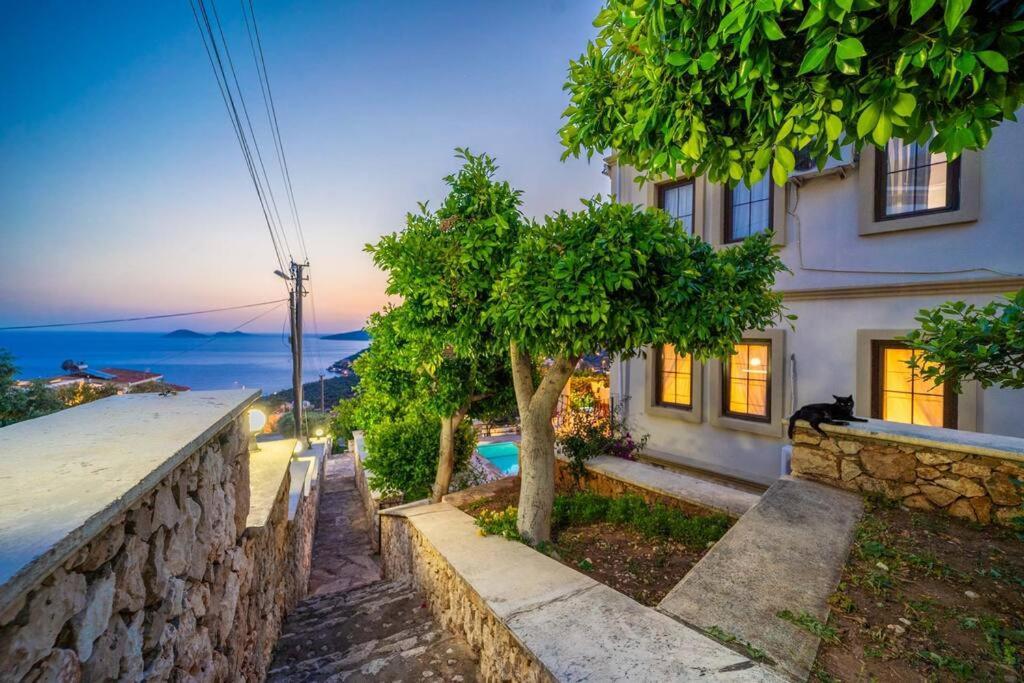 Azure Apartment With Sea View In Kalkan Luaran gambar
