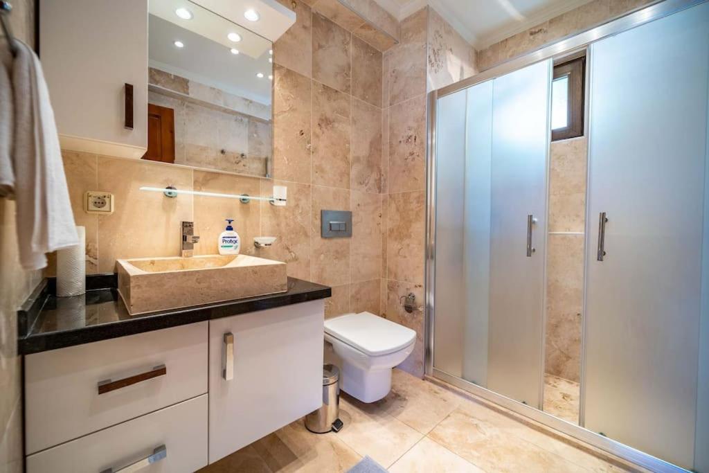 Azure Apartment With Sea View In Kalkan Luaran gambar