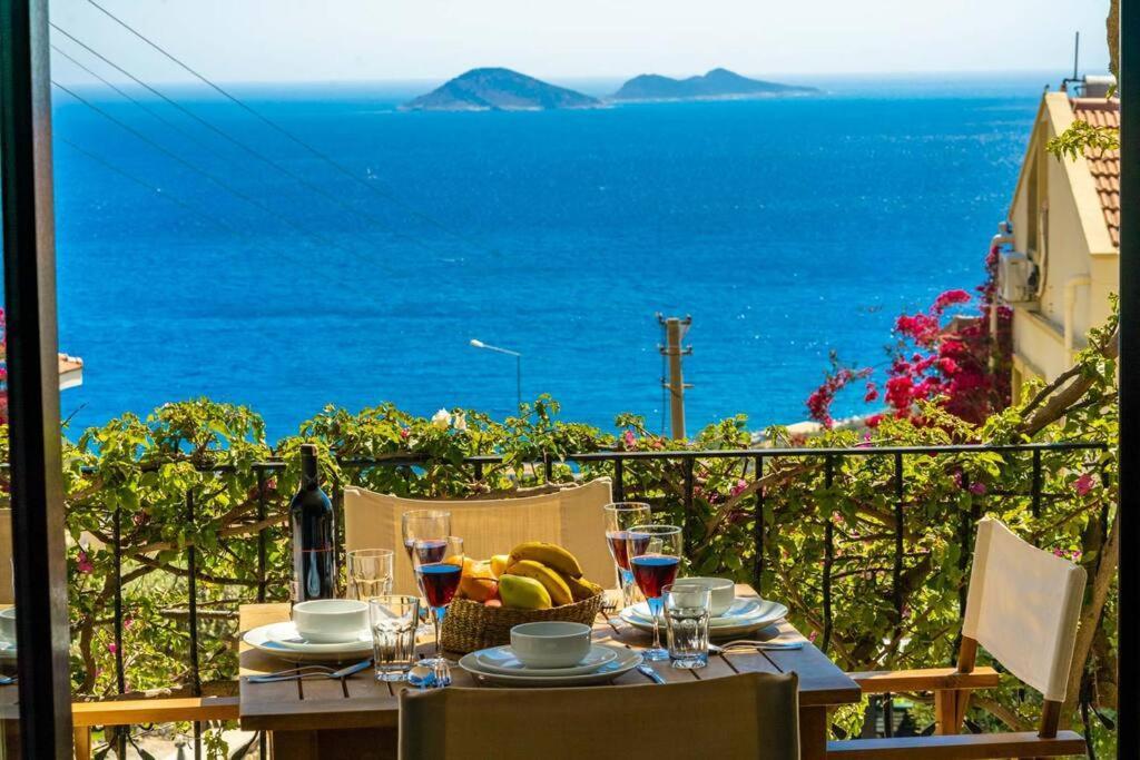 Azure Apartment With Sea View In Kalkan Luaran gambar