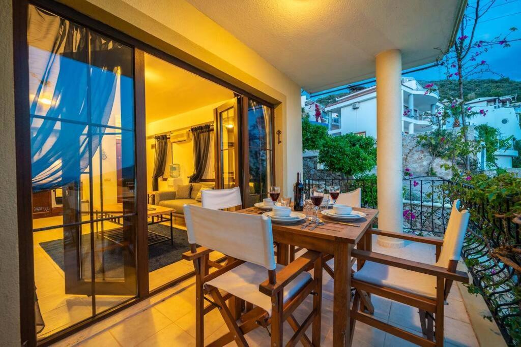 Azure Apartment With Sea View In Kalkan Luaran gambar