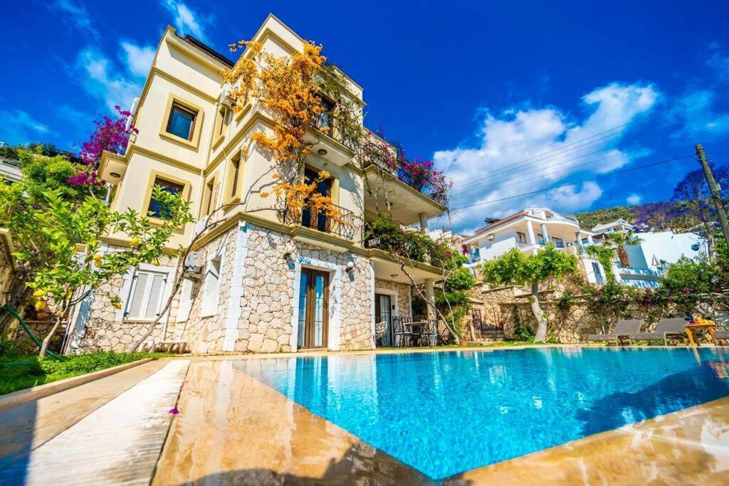 Azure Apartment With Sea View In Kalkan Luaran gambar