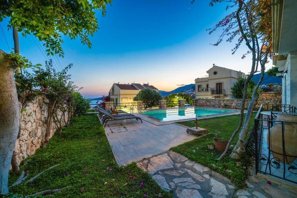 Azure Apartment With Sea View In Kalkan Luaran gambar